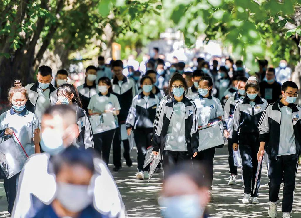 新高考3+1+2模式下，广东首届考生及家长的挑战与适应