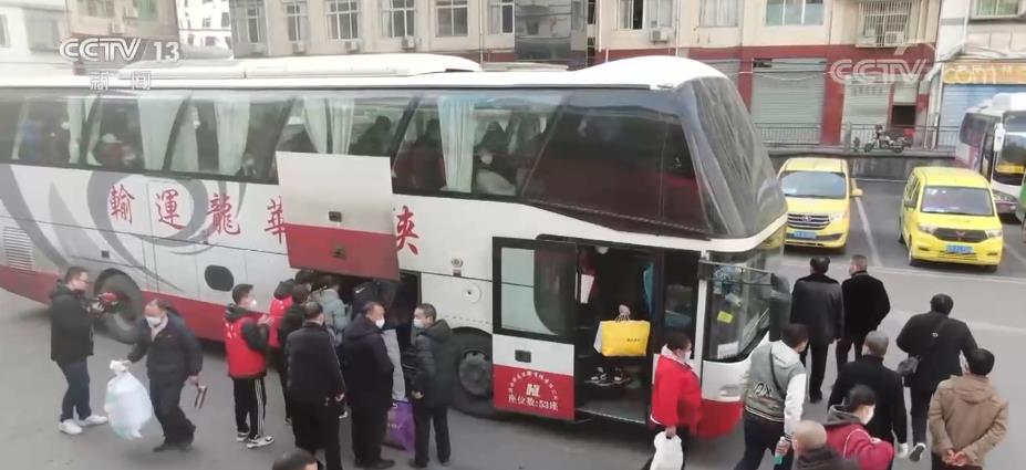 春节临近各地多措并举 保障农村地区疫情防控及就医用药需求