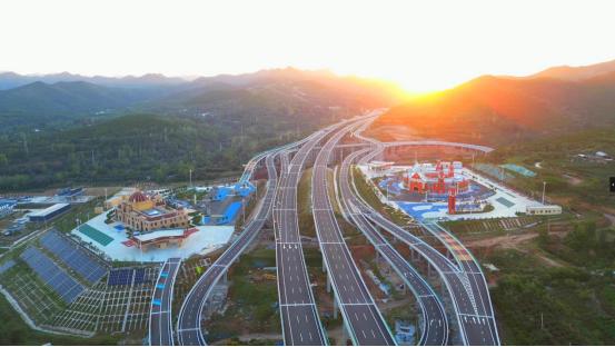 山东高速集团以“硬支撑、软实力、新模式”诠释新时代国企责任