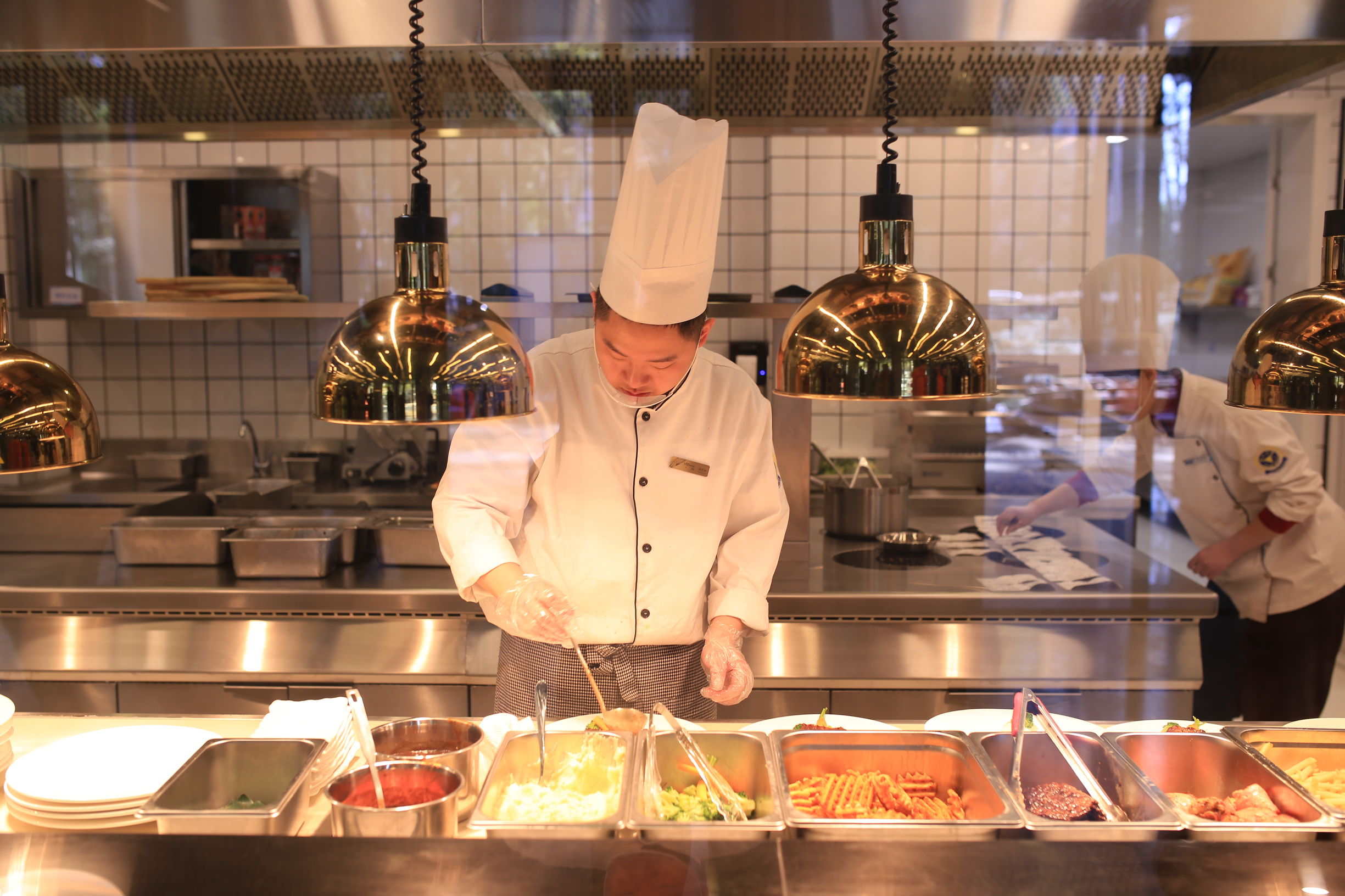 浙大玉泉校区第二食堂翻新开业,师生挤爆,美食学习两不误