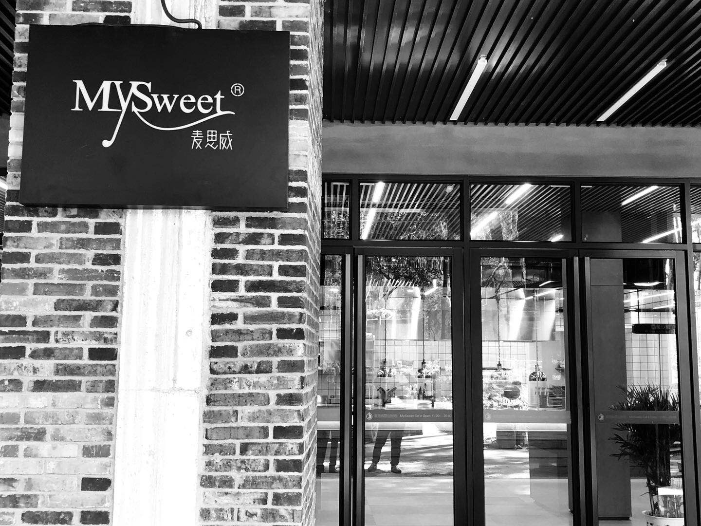 浙大玉泉校区第二食堂翻新开业,师生挤爆,美食学习两不误