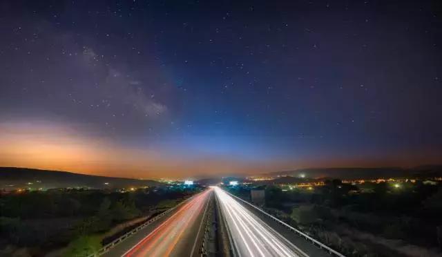 国内高速公路为何限速120Km/h ,提高限速面临哪些问题?