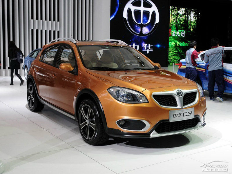 高速车抛锚咋救援？自行拖车、找保险公司都不行